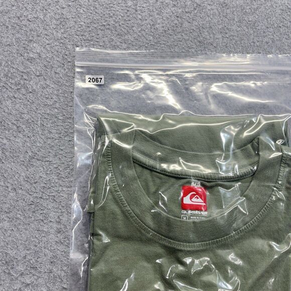 Quiksilver T-Shirt Men’s Medium Green Embroidered Logo Surf Skate Y2K - Picture 10 of 10